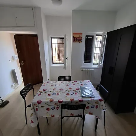 Vatican Apartments 139-3